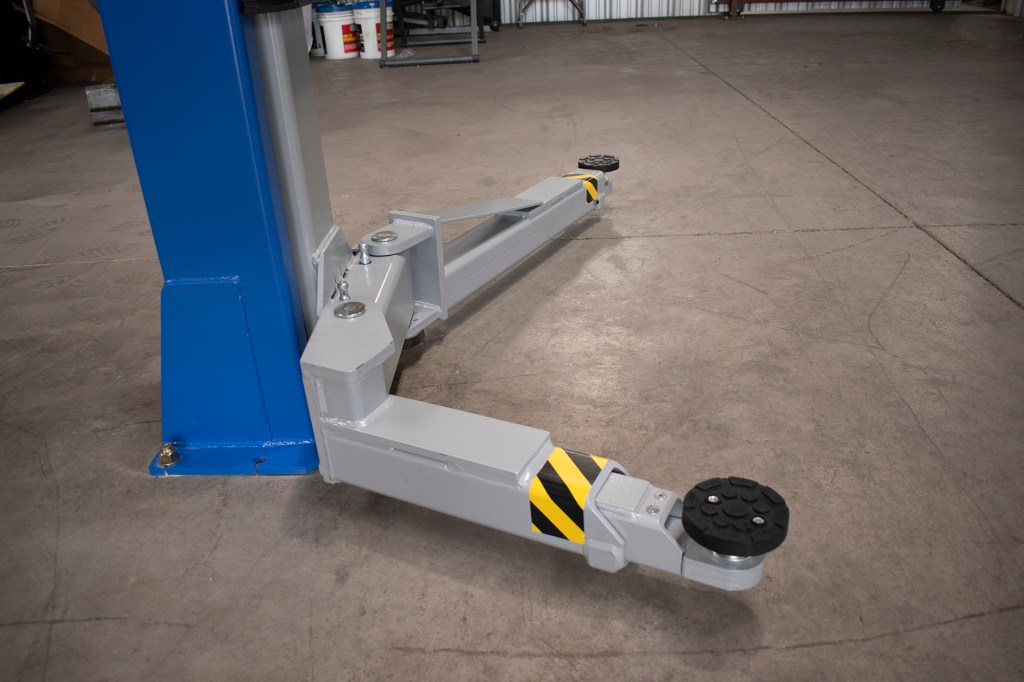 Tuxedo TP10KAC-DX Two Post Clear Floor Lift 10,000 lb Bi-Symmetric